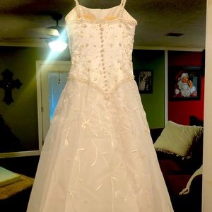 White wedding dress